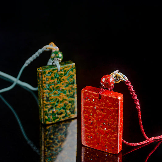 [Living Heritage] Heritage Lacquer Amulet Pendant