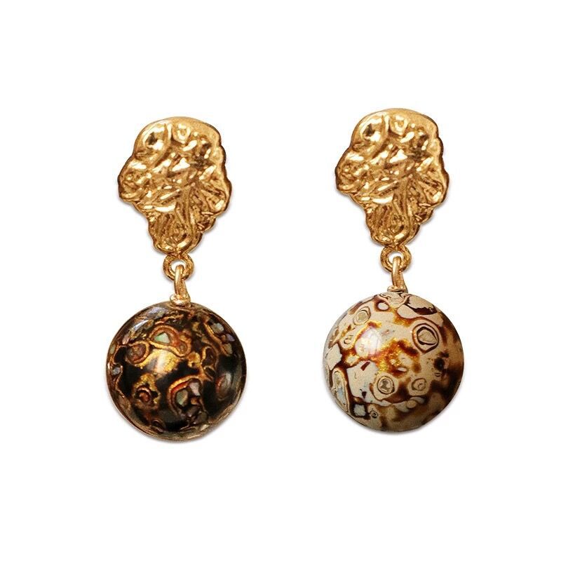 [Living Heritage] Molten Gilt & Lacquer Bead Drop Earrings