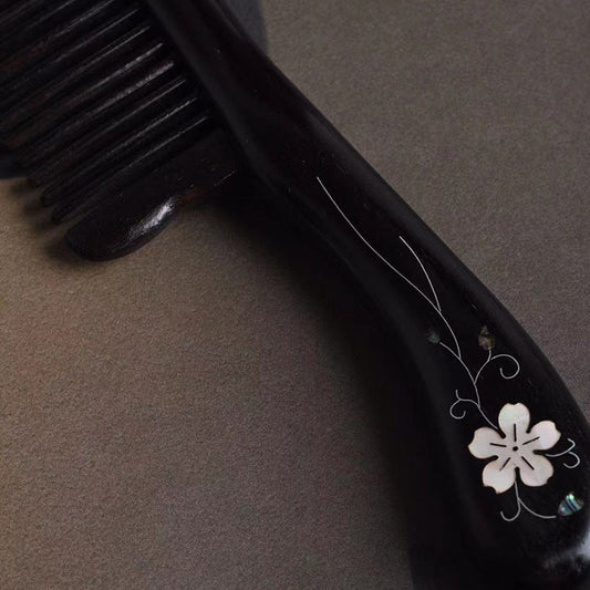 [Living Heritage] Elegant Plum Blossom Silver Filigree & Mother-of-Pearl Inlaid Sandalwood Comb