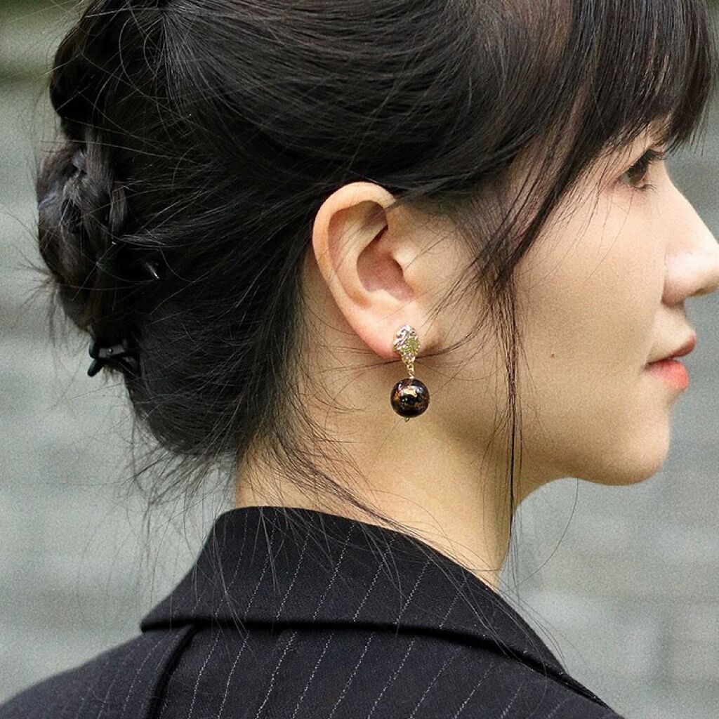 [Living Heritage] Molten Gilt & Lacquer Bead Drop Earrings